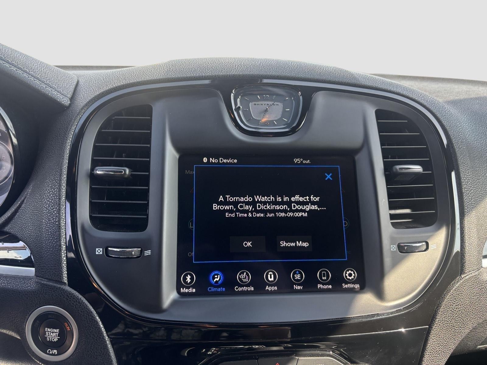 2022 Chrysler 300 S