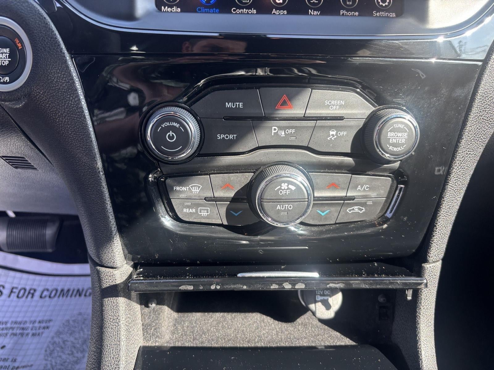 2022 Chrysler 300 S