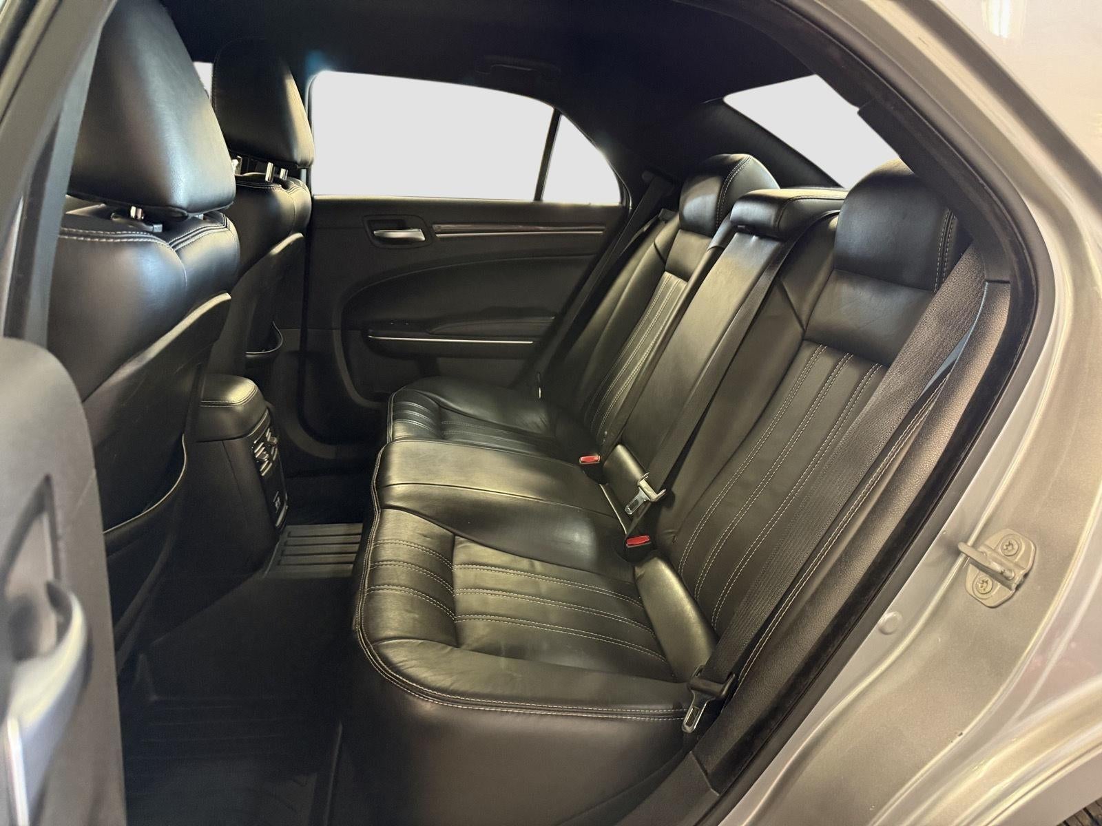 2018 Chrysler 300 300S AWD