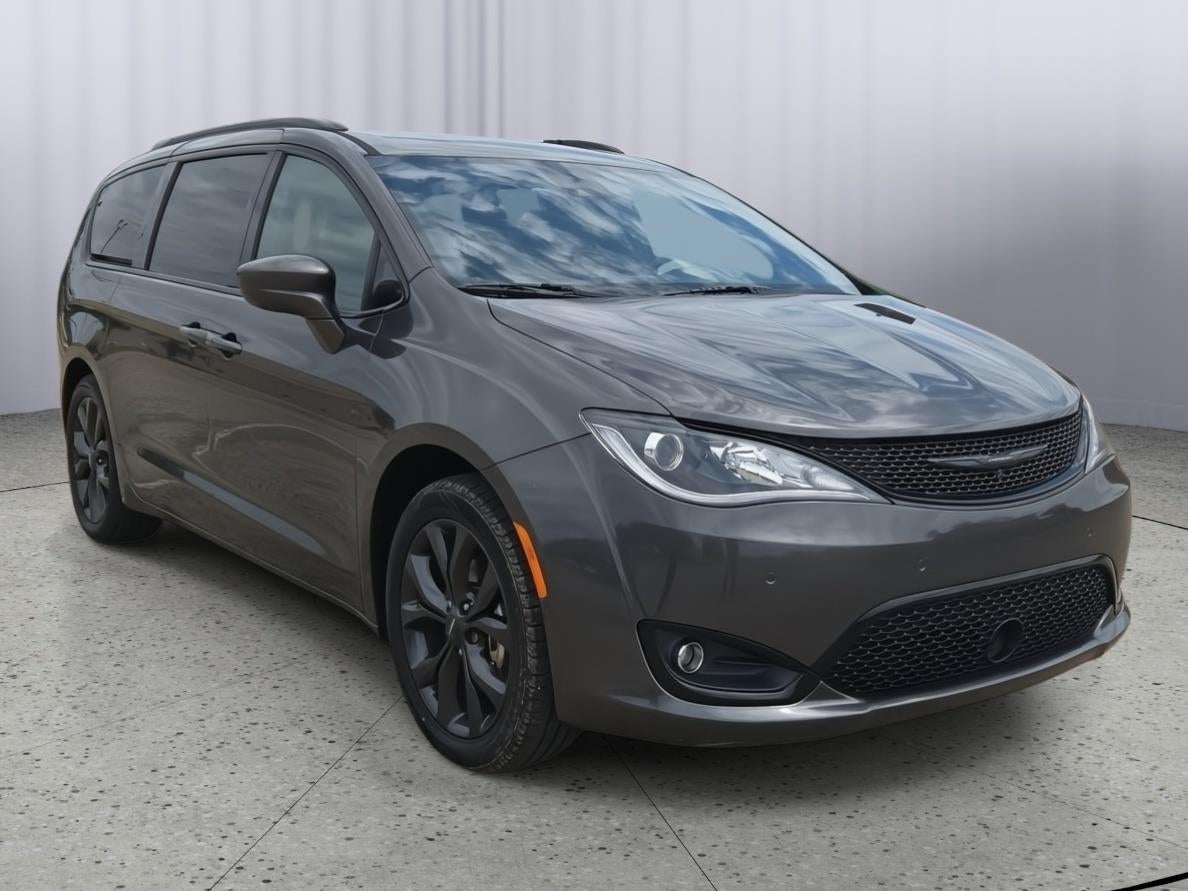 2018 Chrysler Pacifica Touring L Plus