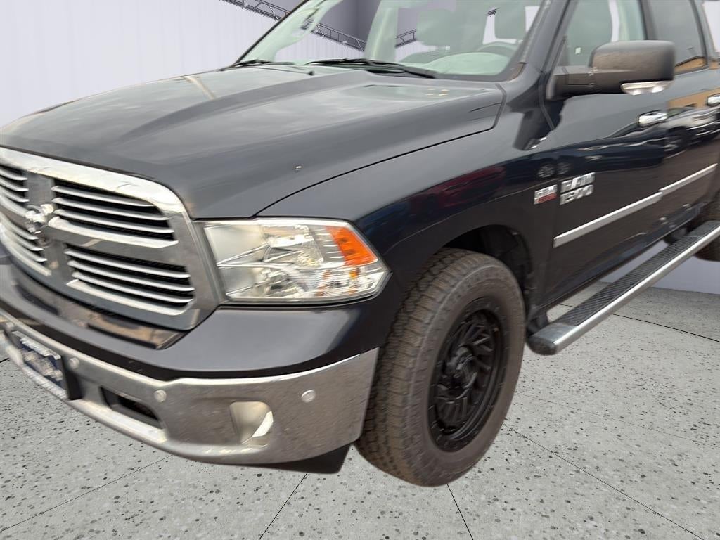 2017 RAM 1500 Big Horn Crew Cab 4x4 5'7' Box