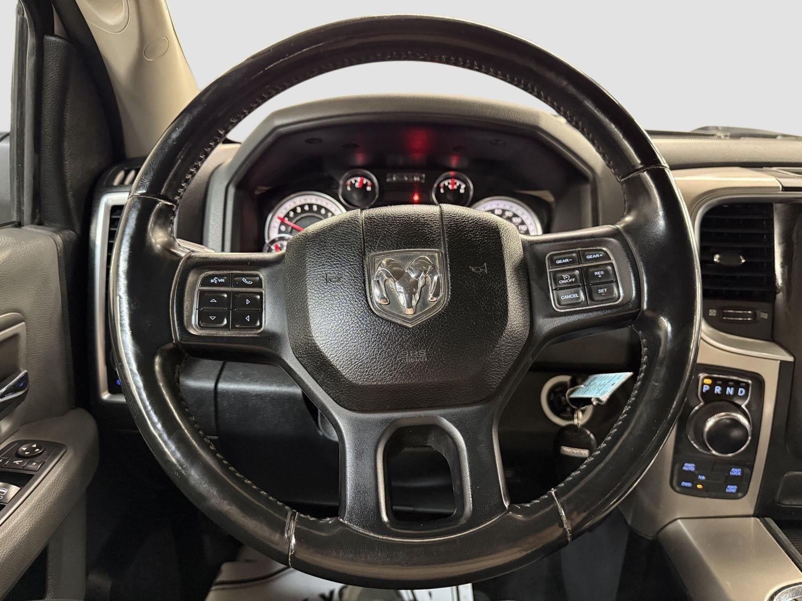 2017 RAM 1500 Big Horn Crew Cab 4x4 5'7' Box