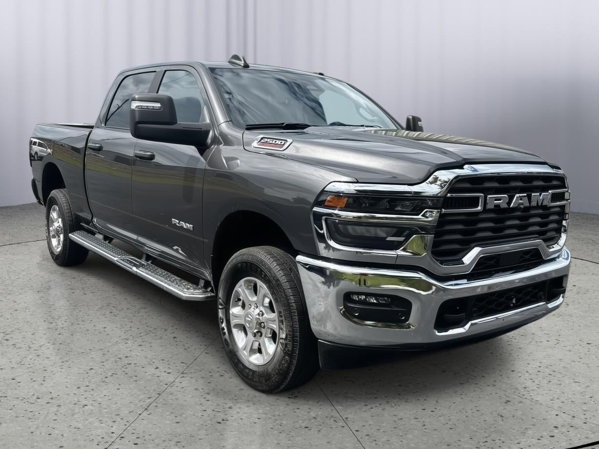 2025 RAM 2500 Big Horn Crew Cab 4x4 6'4' Box