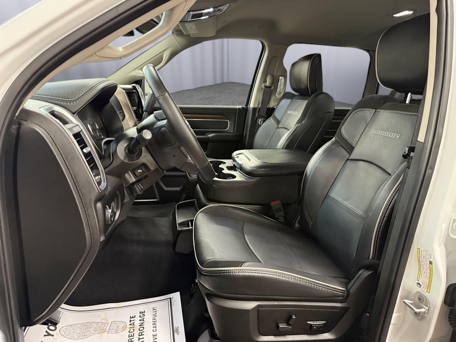 2024 RAM 2500 Laramie Crew Cab 4x4 6'4' Box