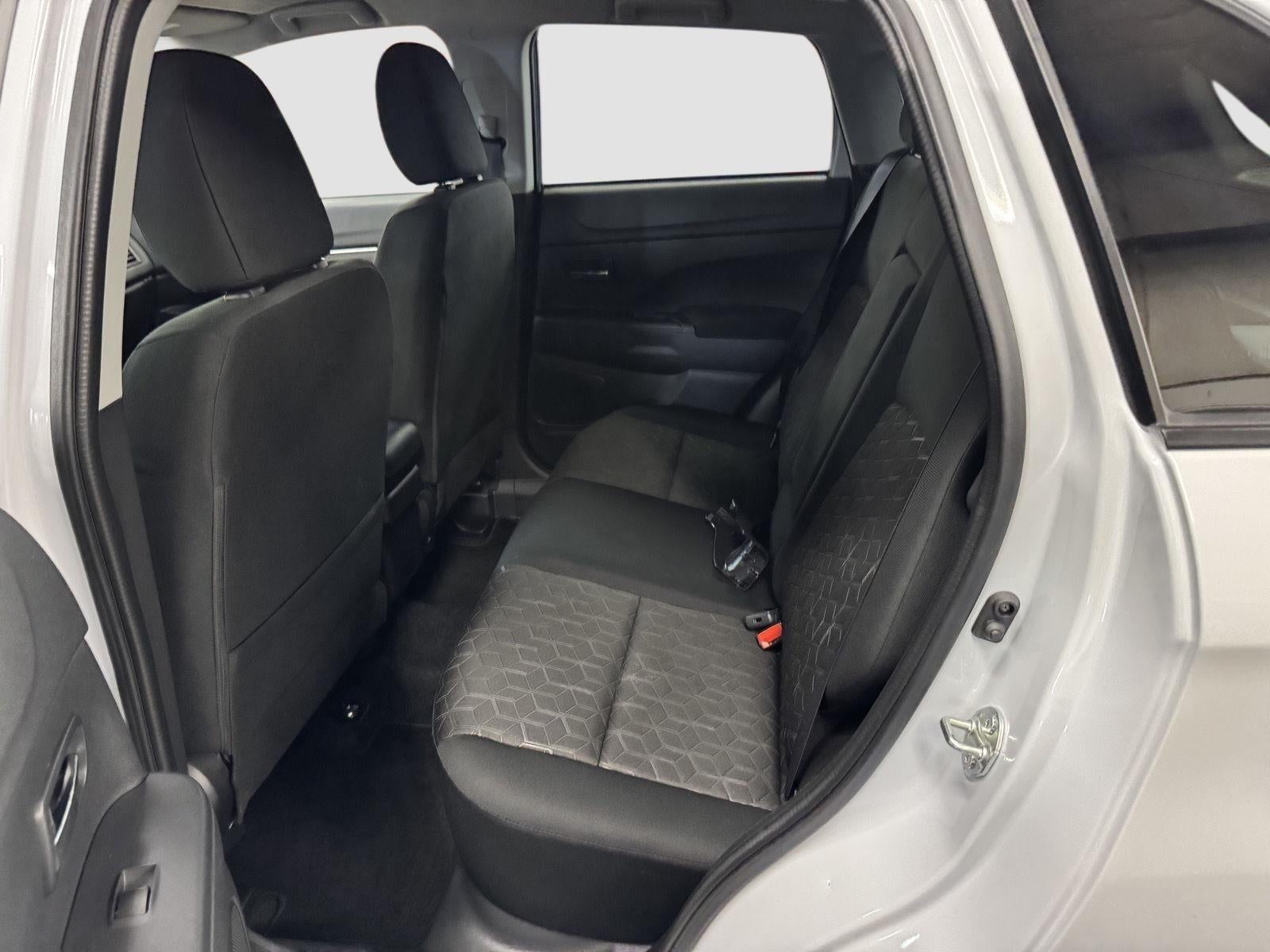 2024 Mitsubishi Outlander Sport Base