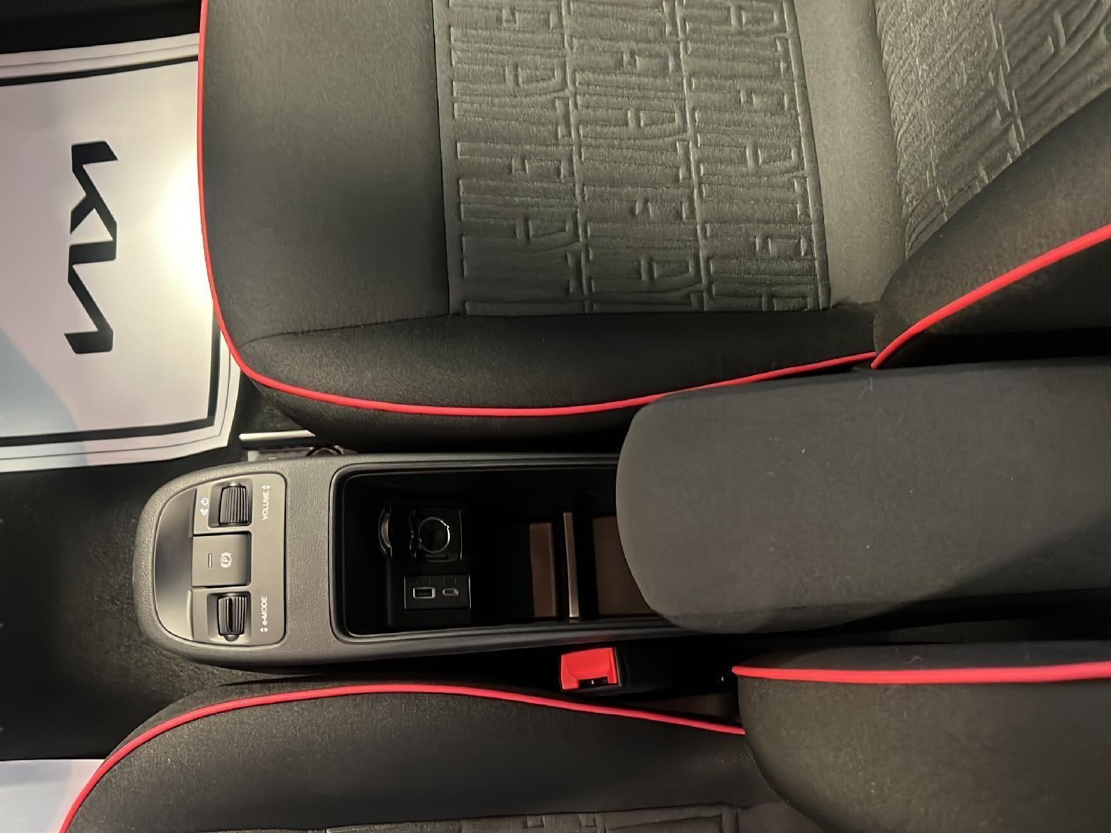 2024 FIAT FIAT 500e 500e INSPI(RED)