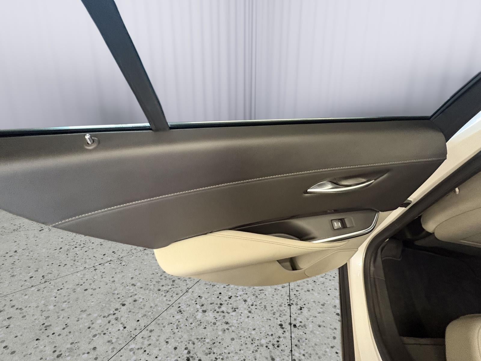 2023 Cadillac Xt4 AWD Luxury