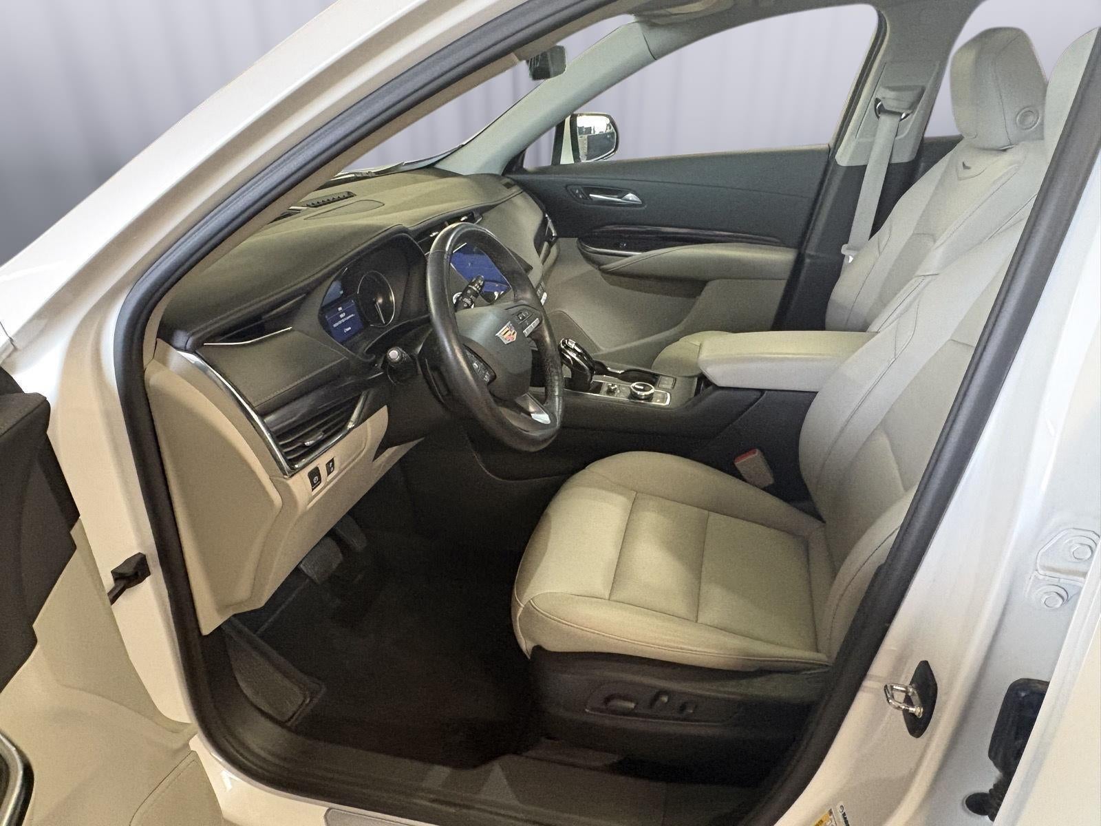 2023 Cadillac Xt4 AWD Luxury
