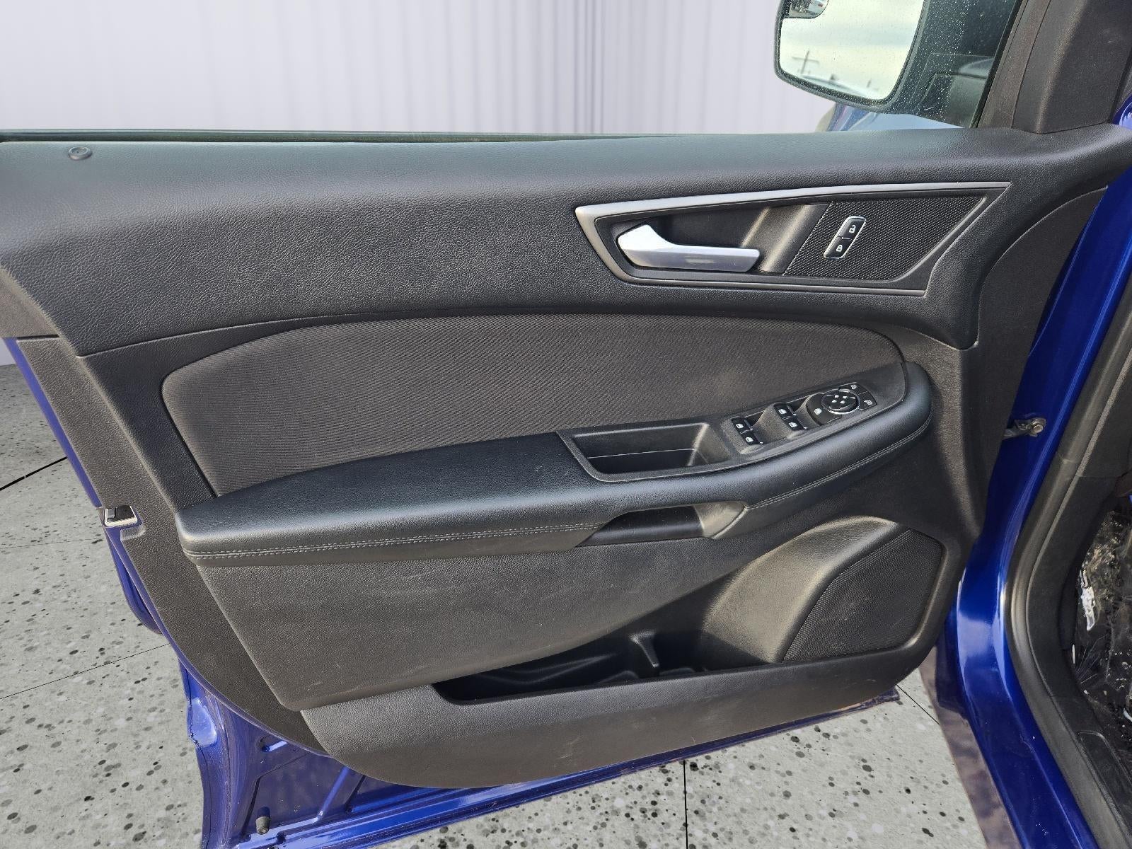 2015 Ford Edge SE