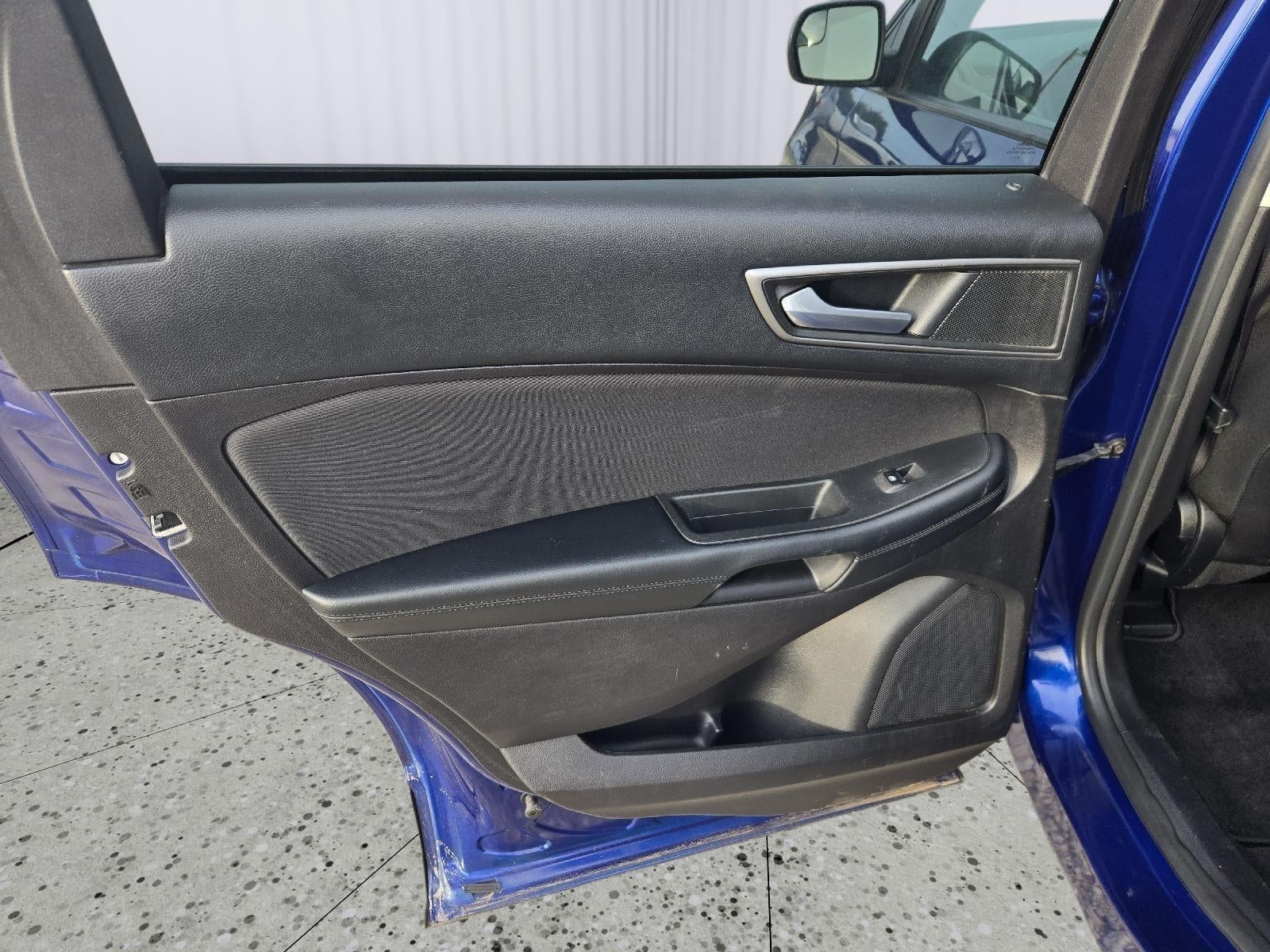 2015 Ford Edge SE