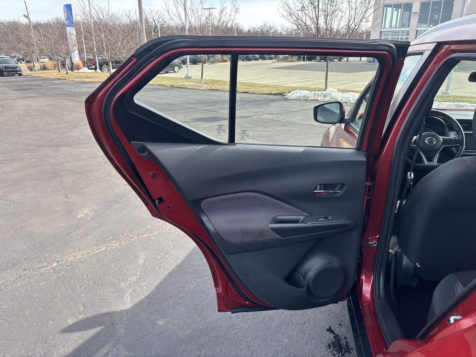 2020 Nissan Kicks SV