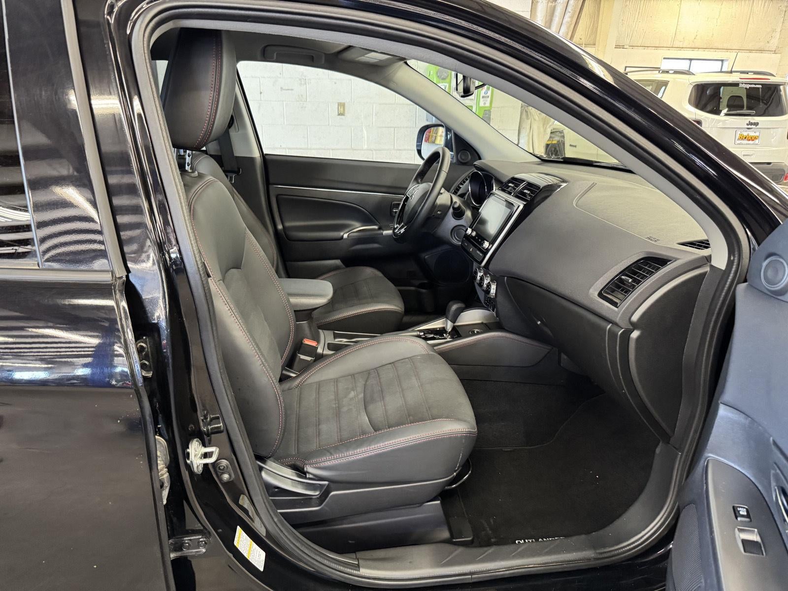 2023 Mitsubishi Outlander Sport SE