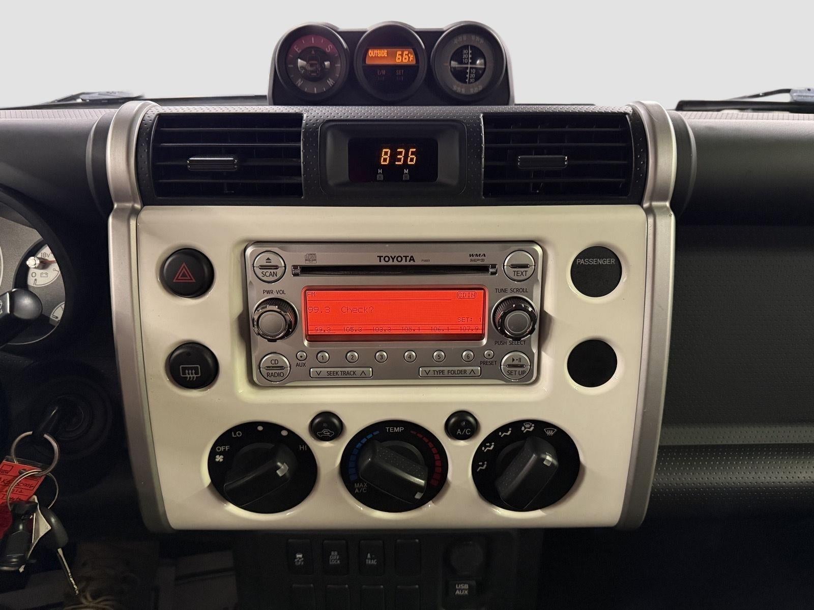 2012 Toyota FJ Cruiser Base