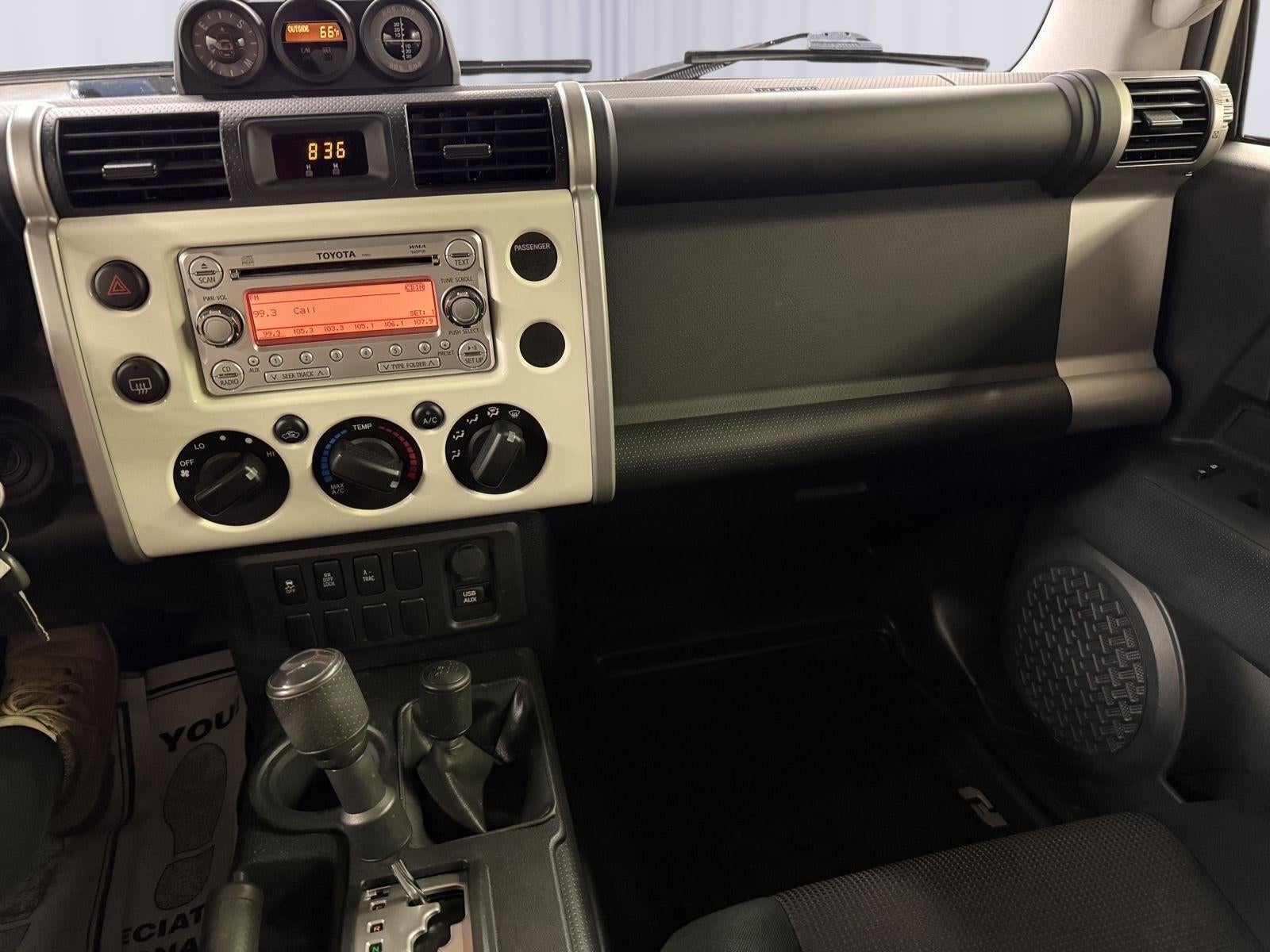 2012 Toyota FJ Cruiser Base