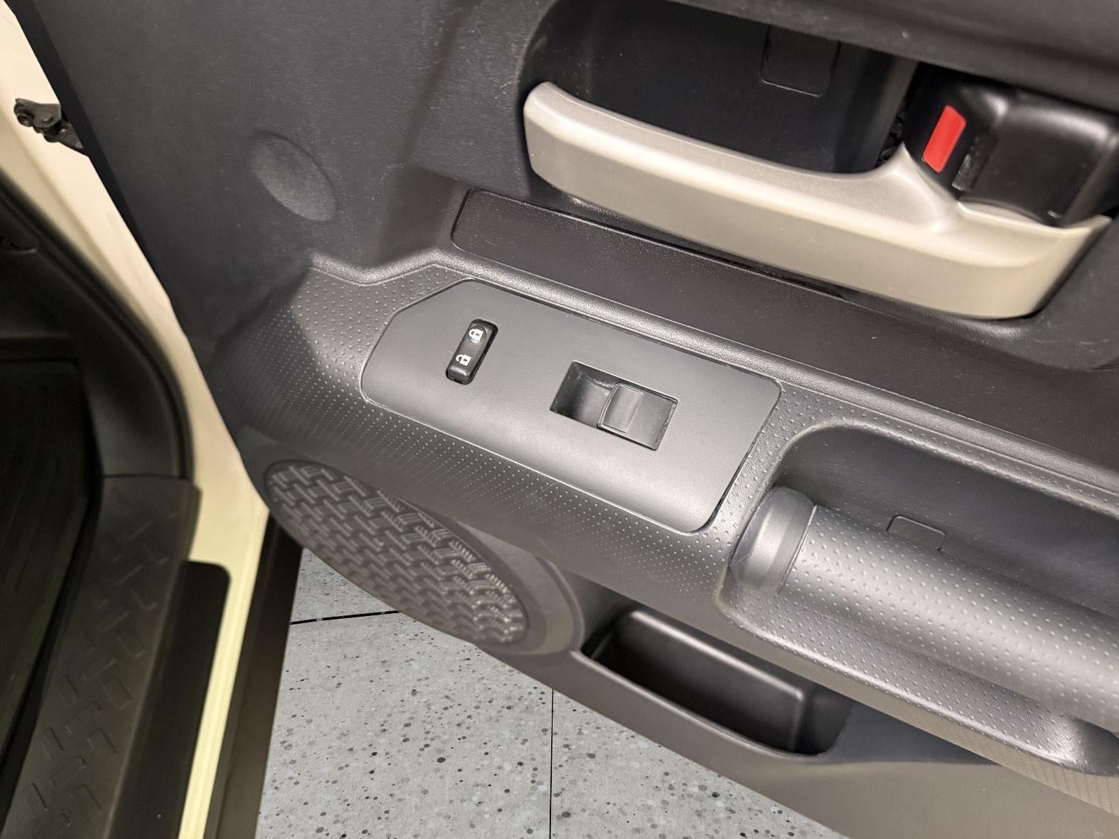 2012 Toyota FJ Cruiser Base