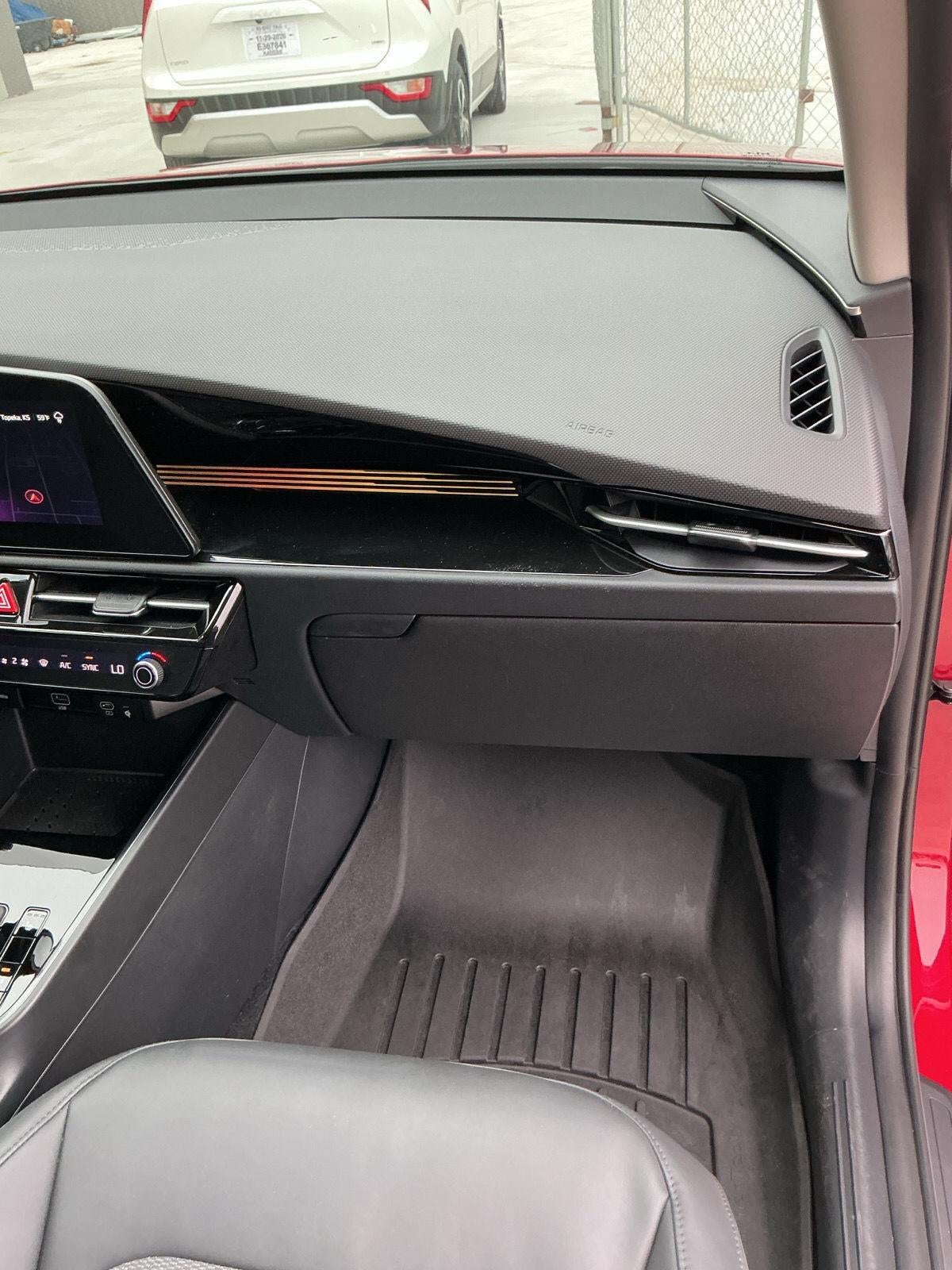 2024 Kia Niro EX