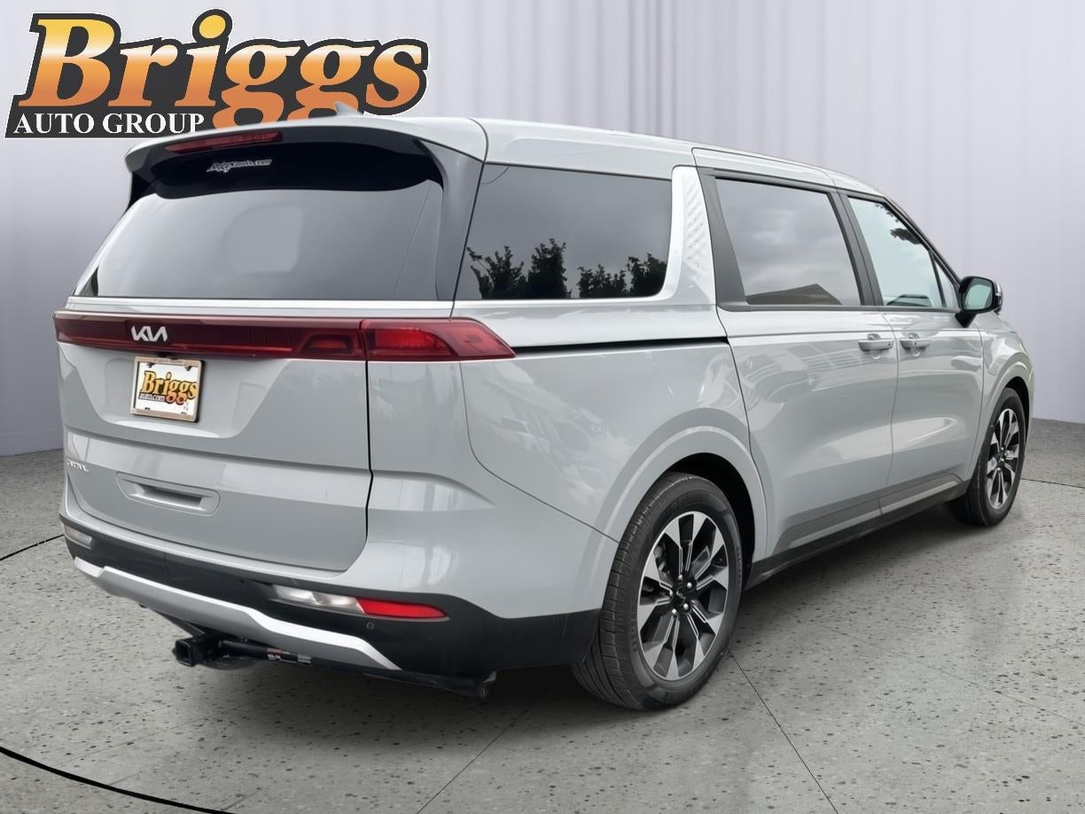 2024 Kia Carnival EX