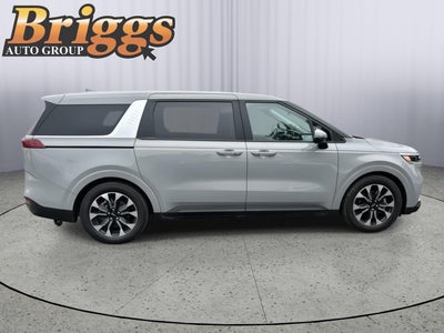 2024 Kia Carnival EX