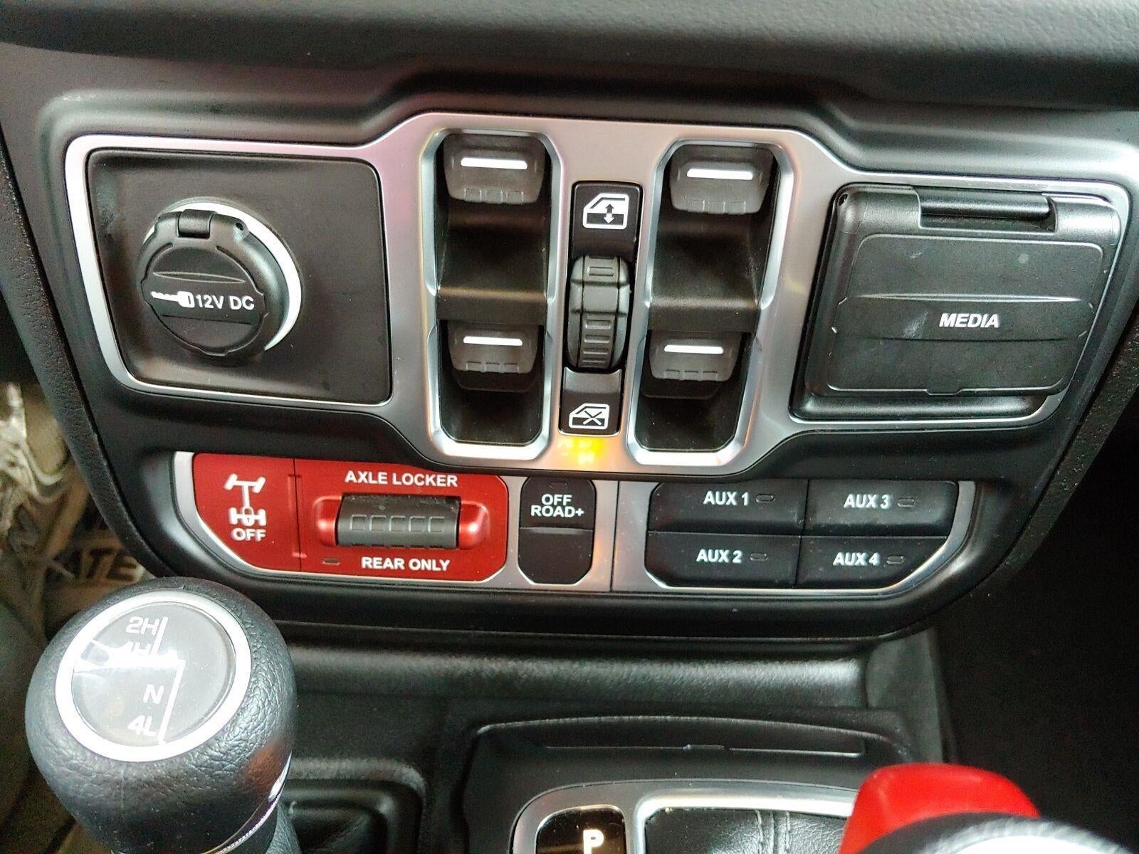 2026 Jeep GLADIATOR MOJAVE