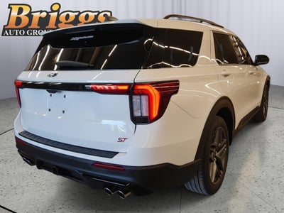 2025 Ford Explorer ST