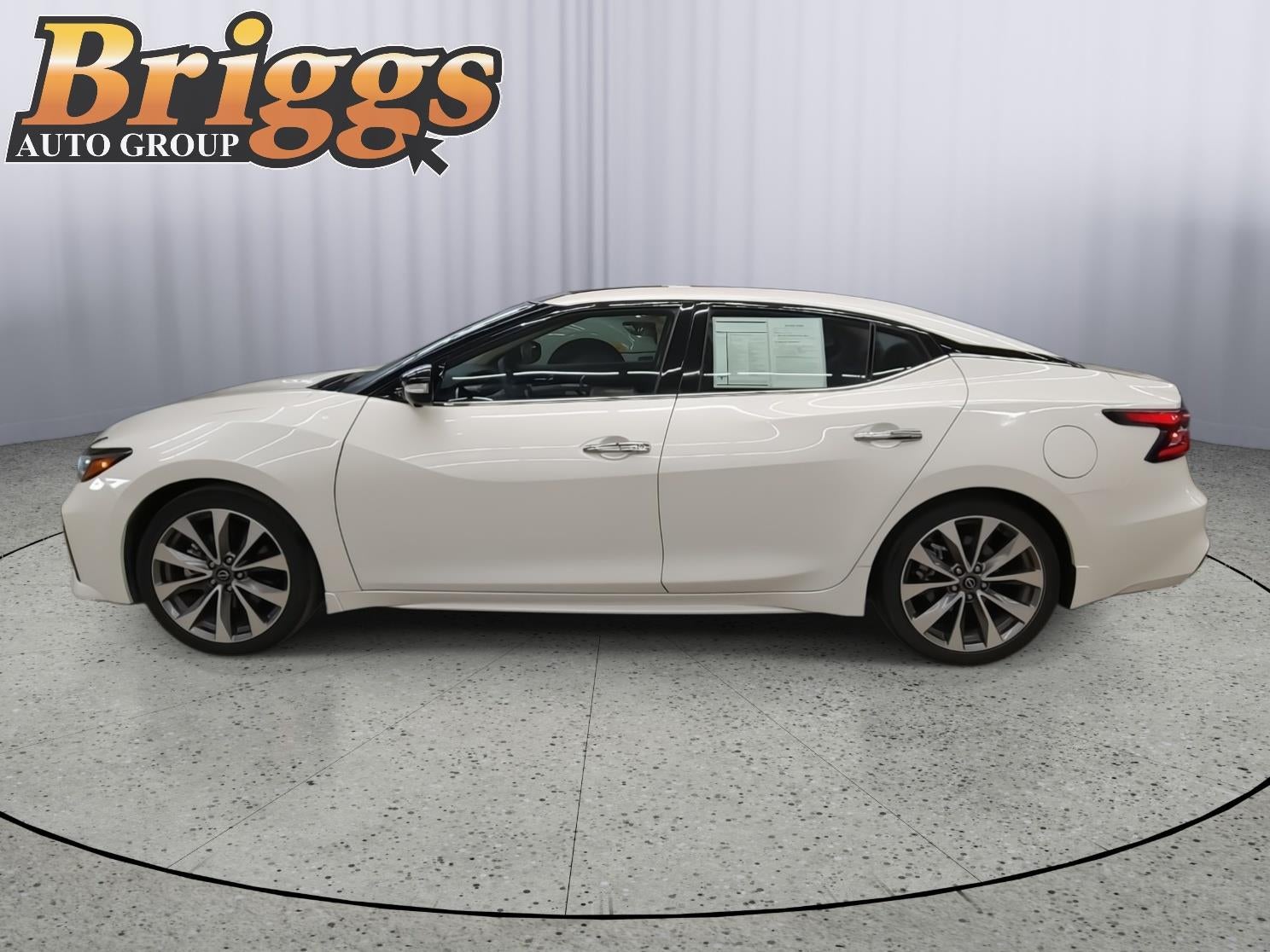 2023 Nissan Maxima Platinum