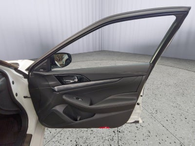 2023 Nissan Maxima Platinum