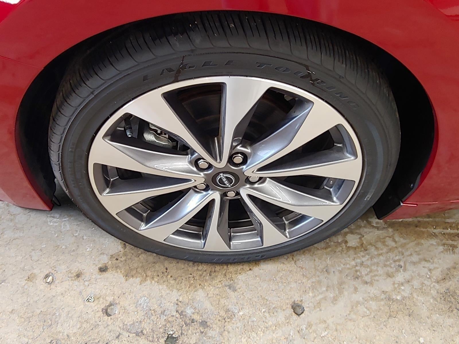 2023 Nissan Maxima Platinum