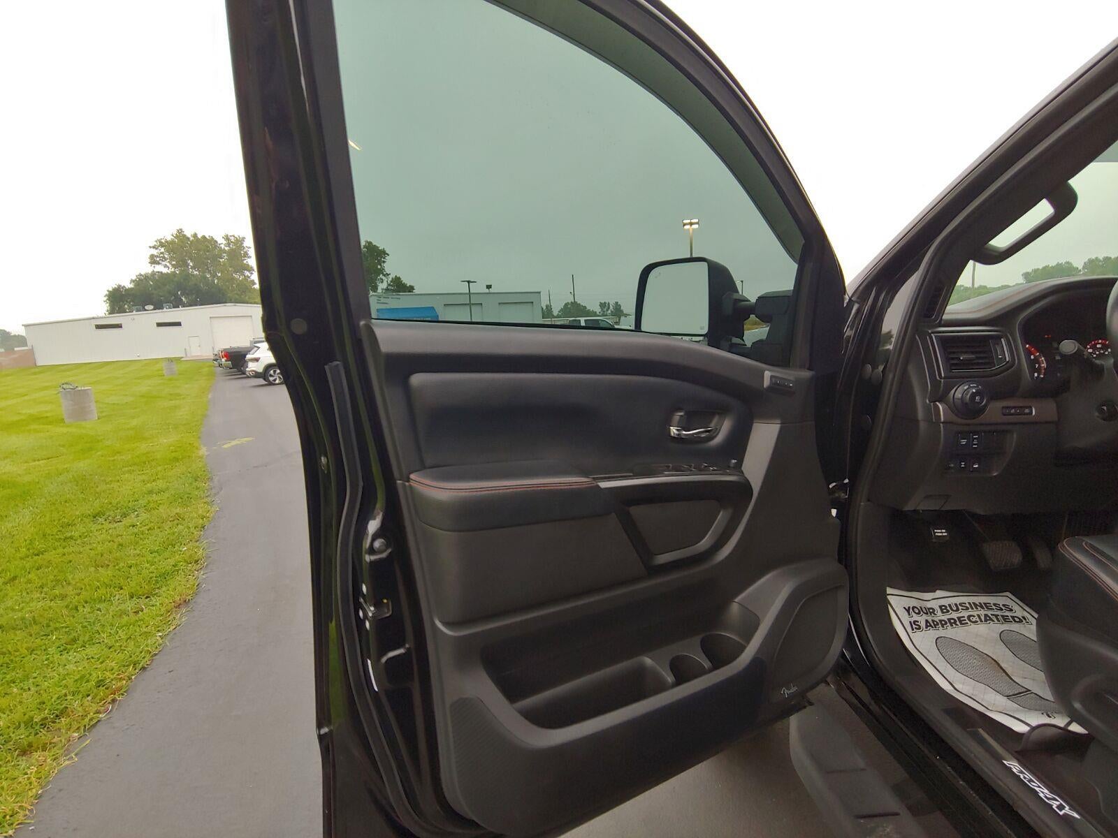 2023 Nissan Titan PRO-4X