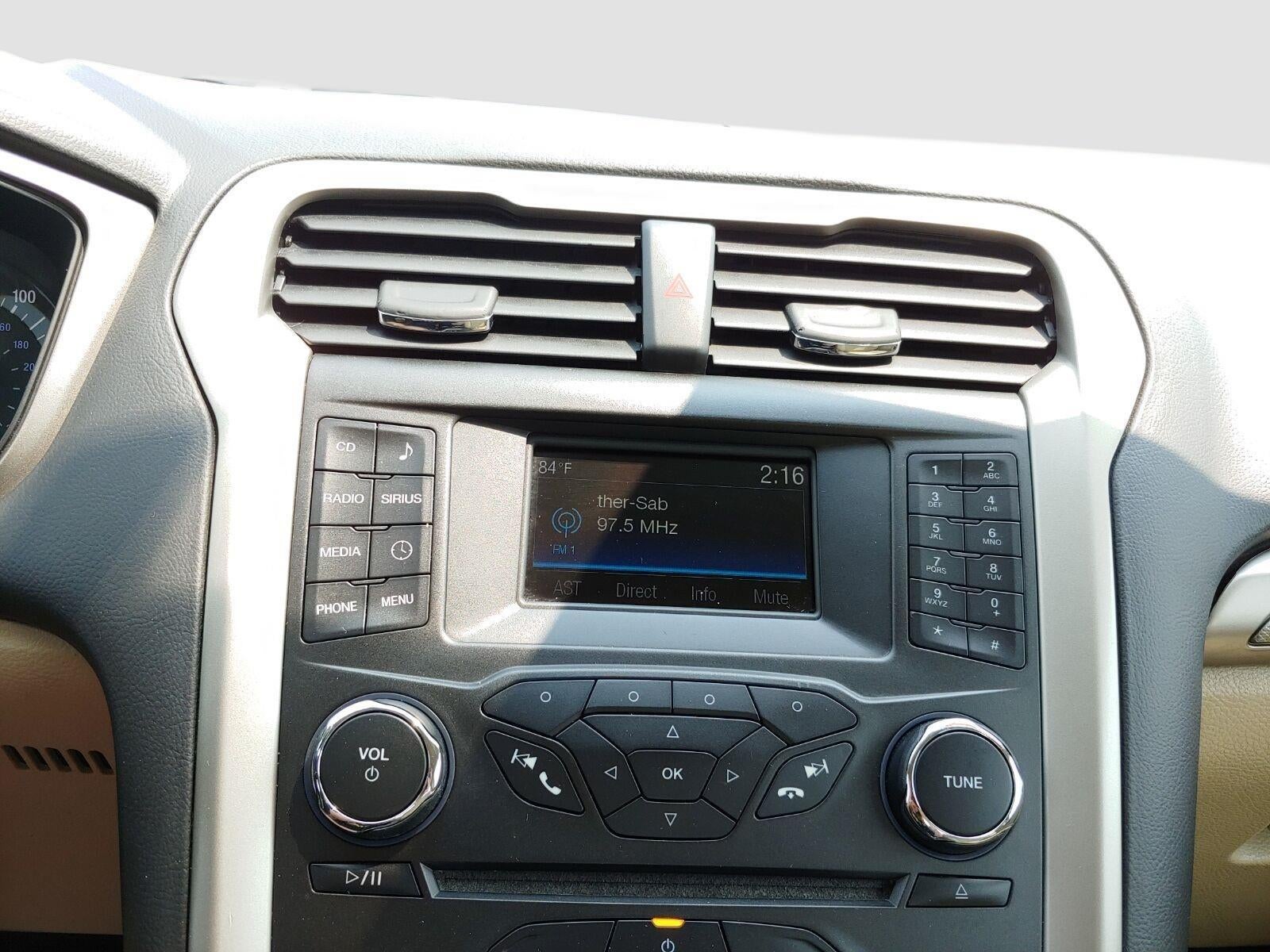 2016 Ford Fusion SE