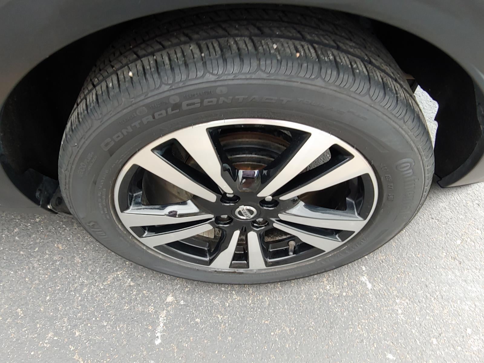 2019 Nissan Kicks SR