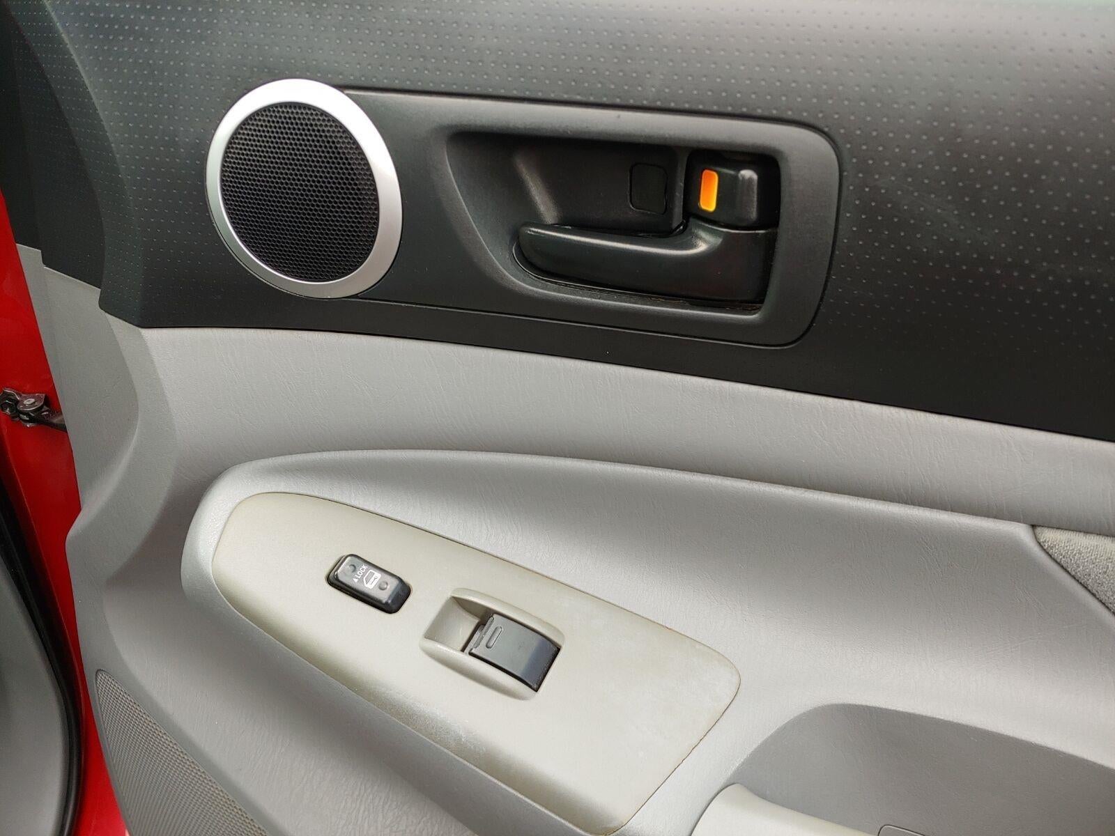 2009 Toyota Tacoma Base