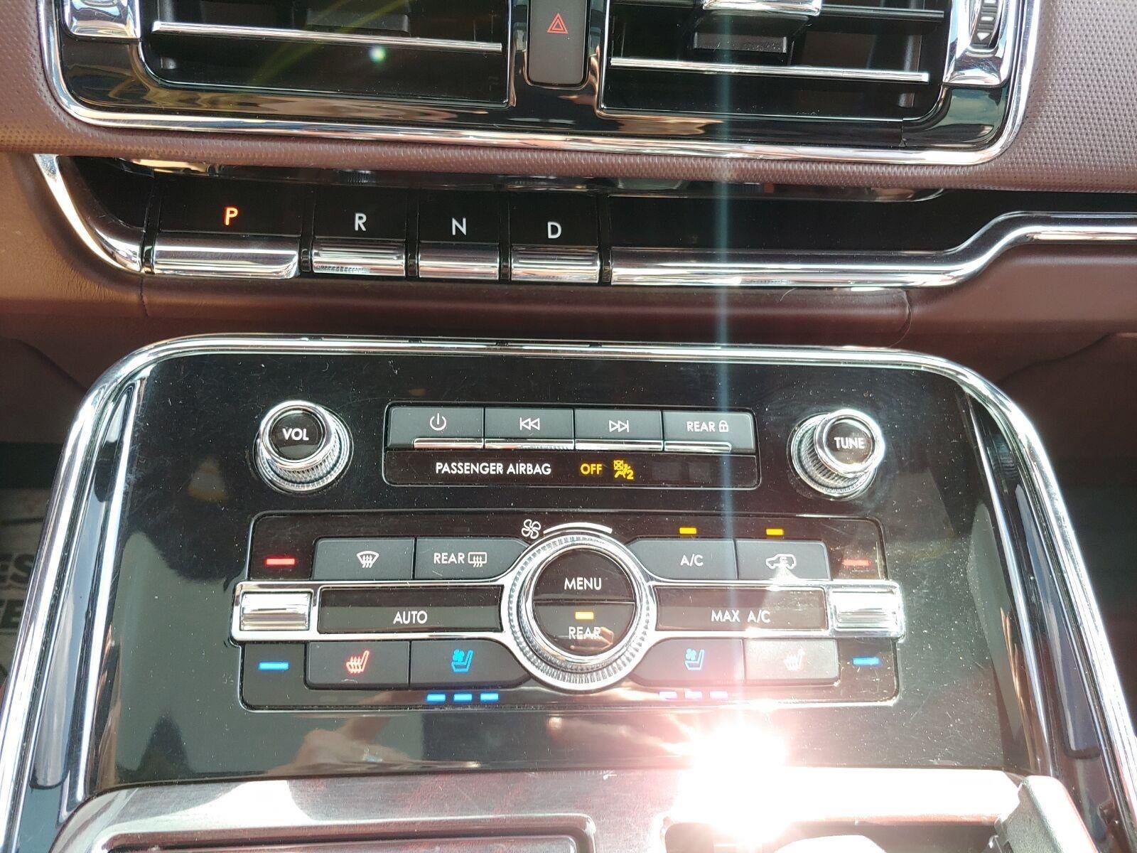 2019 Lincoln Navigator Black Label