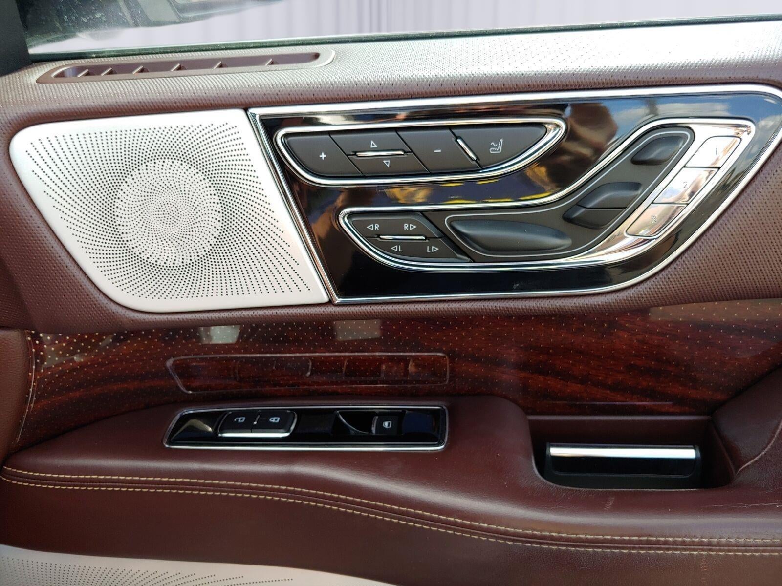 2019 Lincoln Navigator Black Label