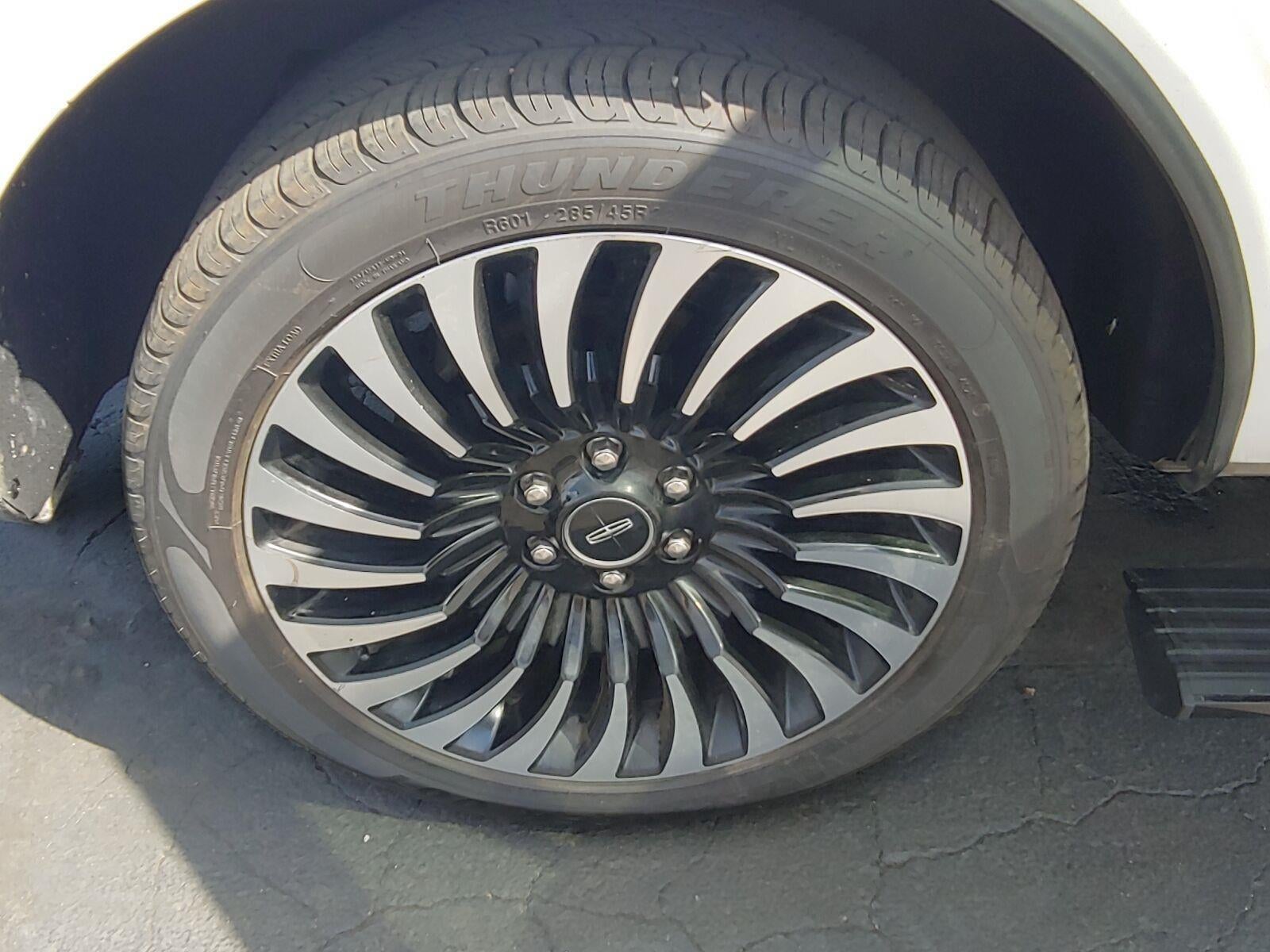 2019 Lincoln Navigator Black Label