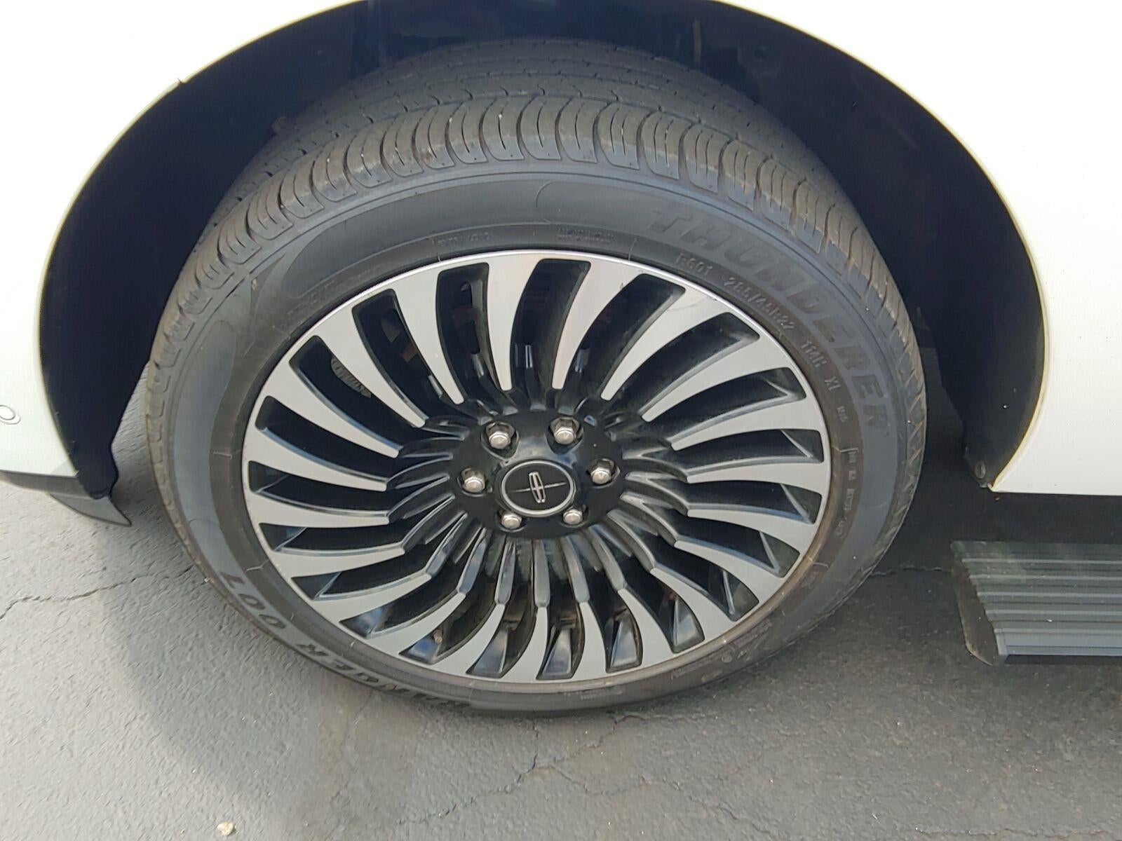 2019 Lincoln Navigator Black Label