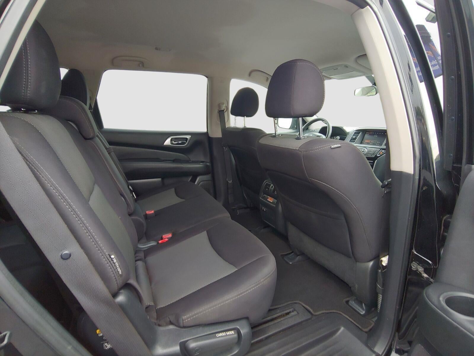 2020 Nissan Pathfinder S