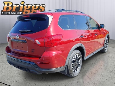 2020 Nissan Pathfinder SV