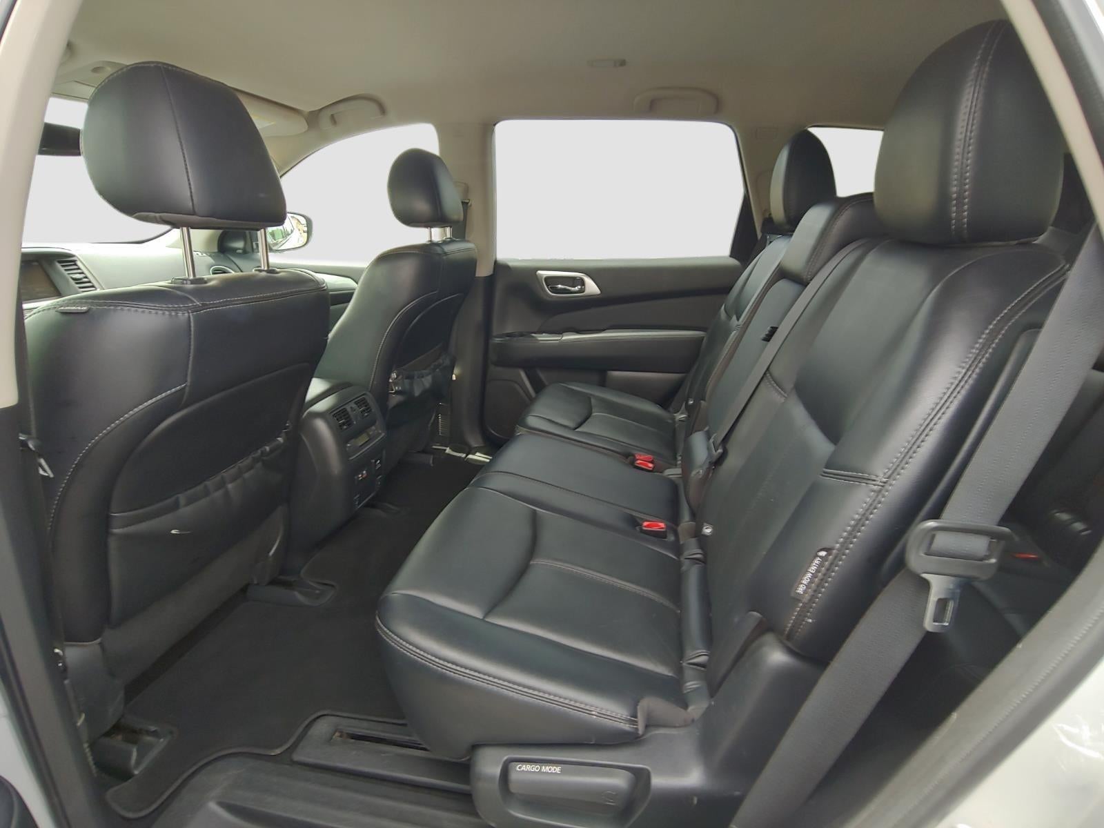 2019 Nissan Pathfinder SL