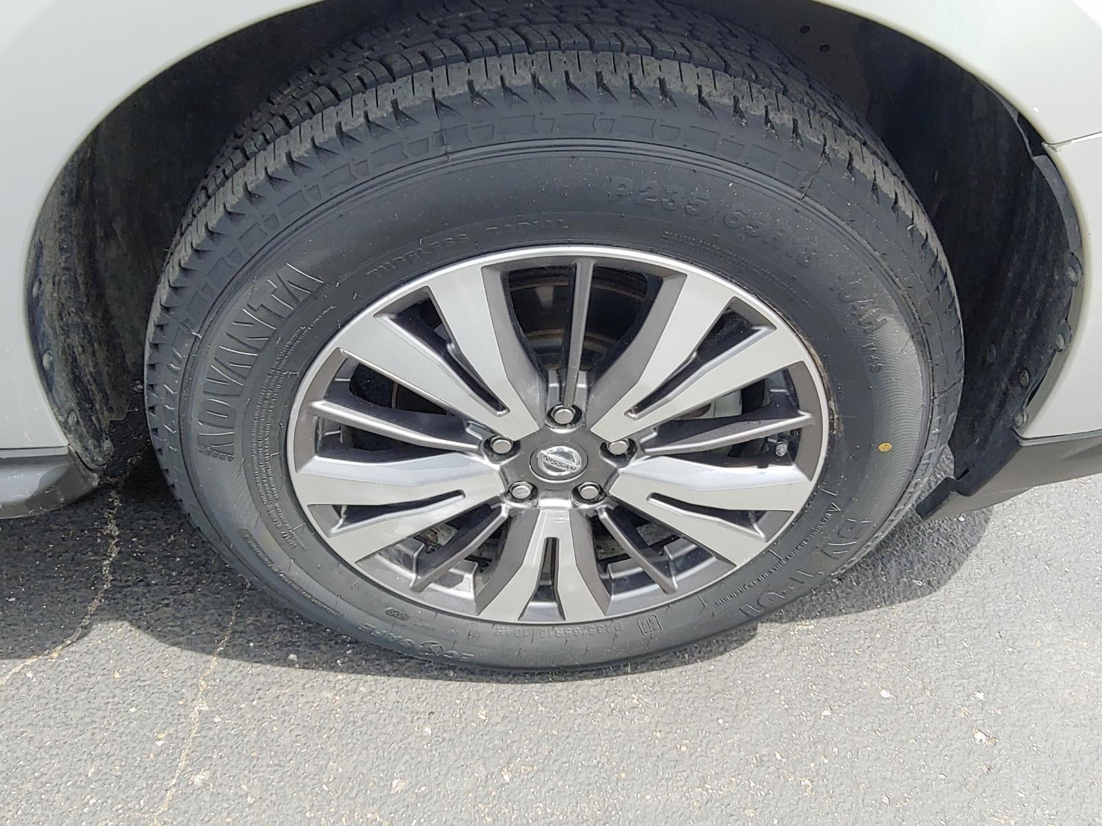 2019 Nissan Pathfinder SL