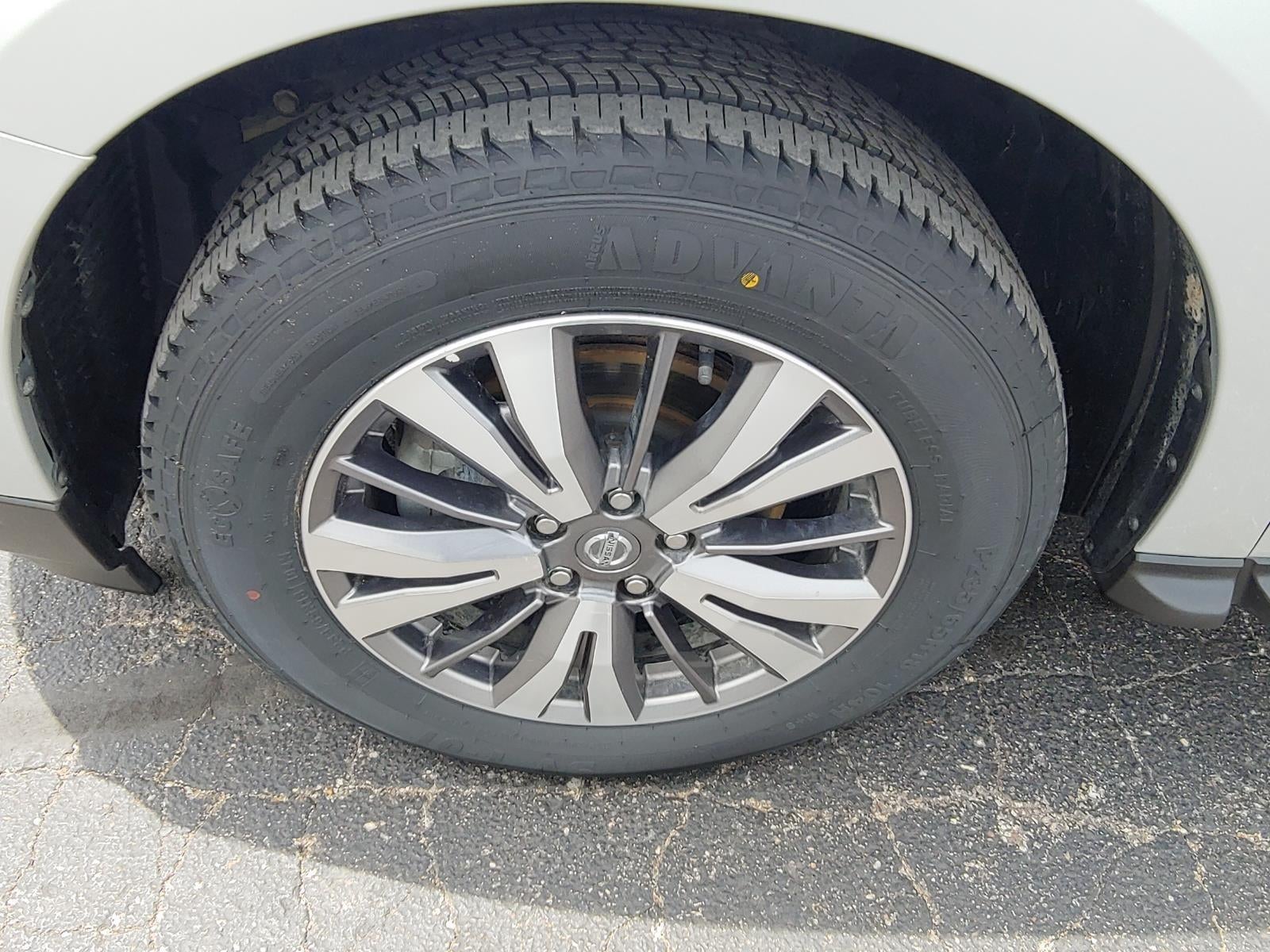 2019 Nissan Pathfinder SL