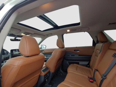 2024 Nissan Pathfinder Platinum