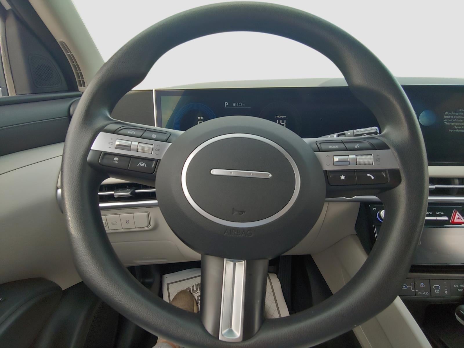 2025 Hyundai TUCSON SEL
