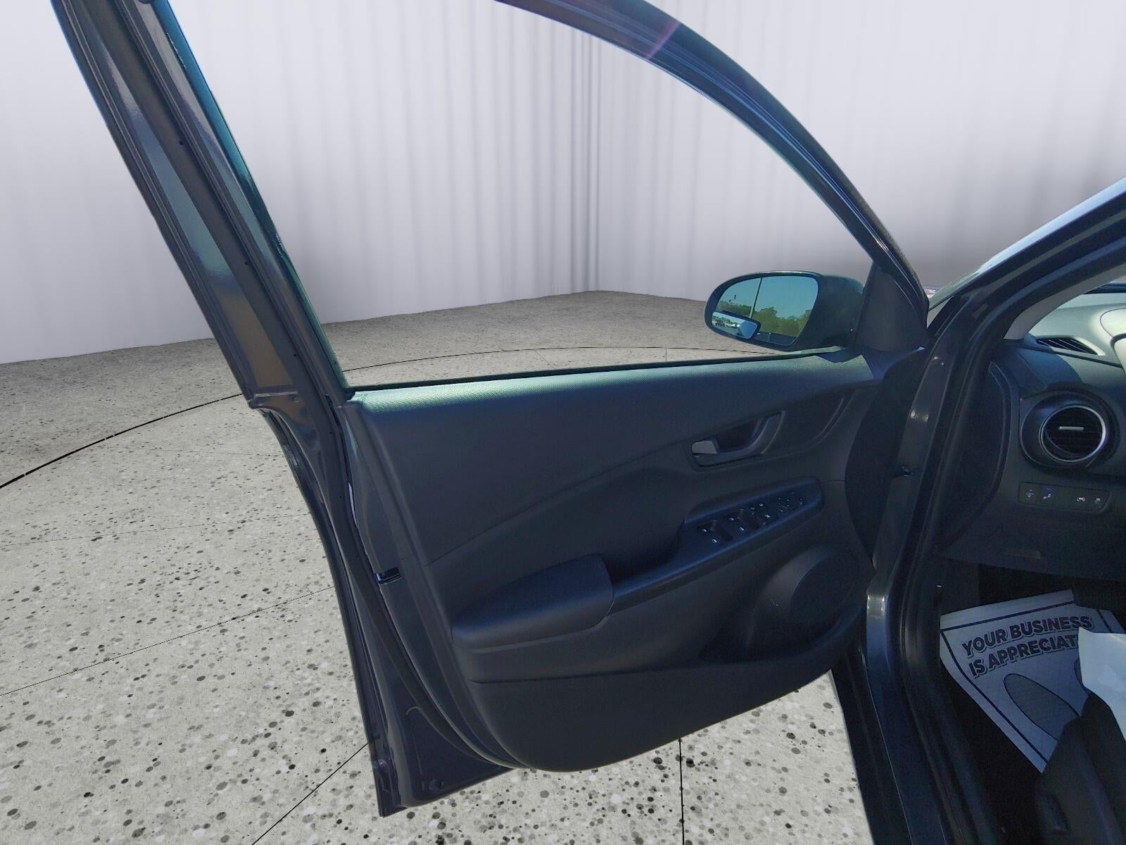 2020 Hyundai Kona SEL Plus
