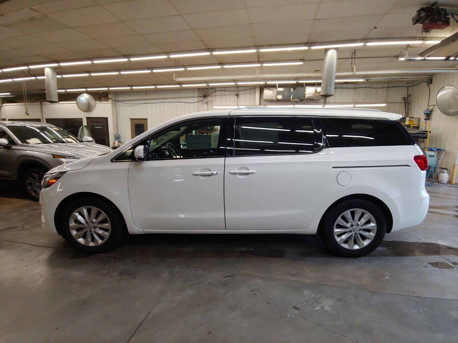 2018 Kia Sedona EX