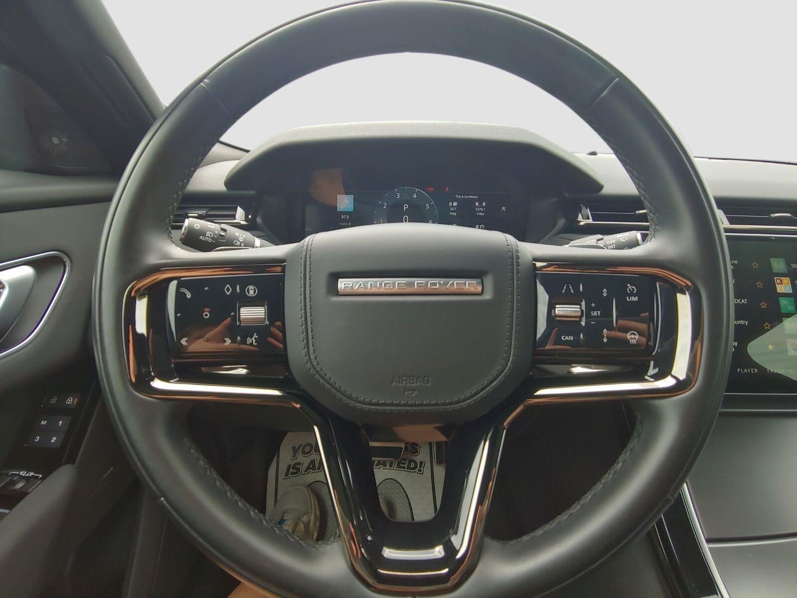 2025 Land Rover Range Rover Velar Dynamic SE