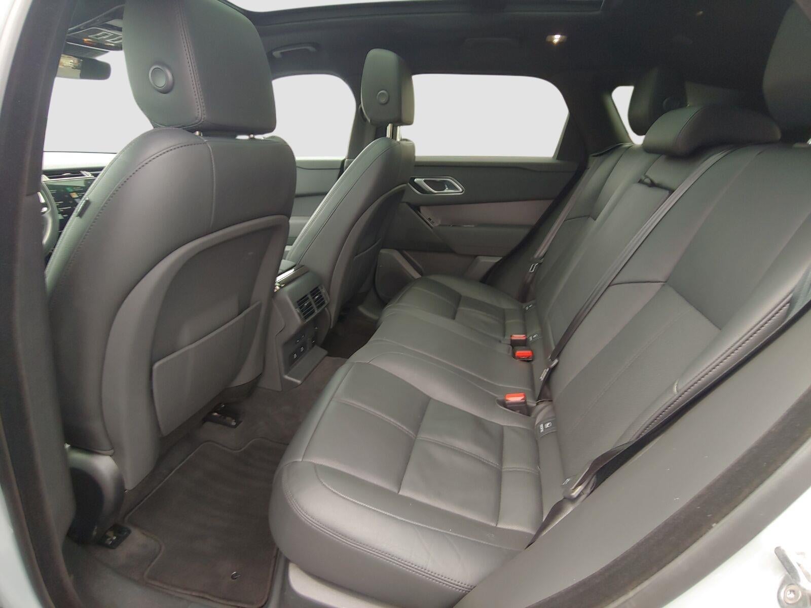 2025 Land Rover Range Rover Velar Dynamic SE