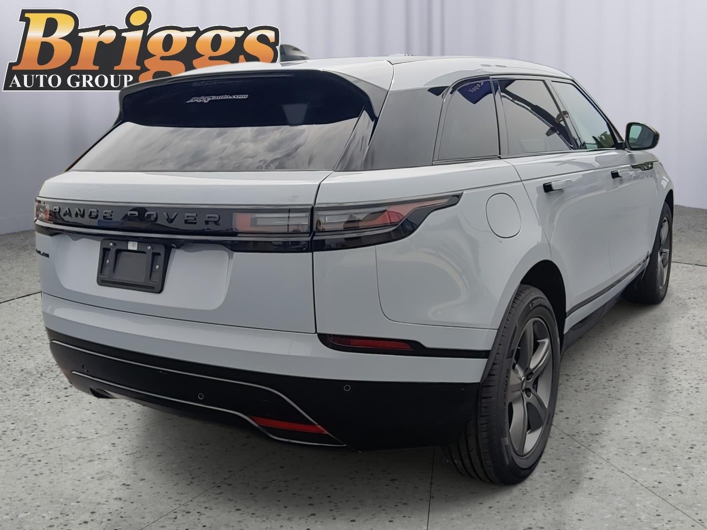 2025 Land Rover Range Rover Velar Dynamic SE