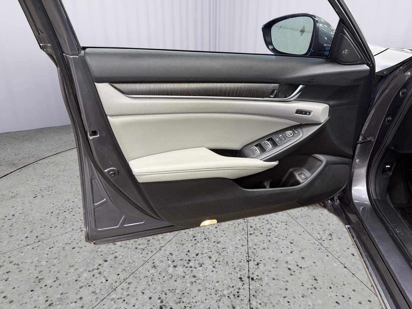 2020 Honda Accord Hybrid Touring