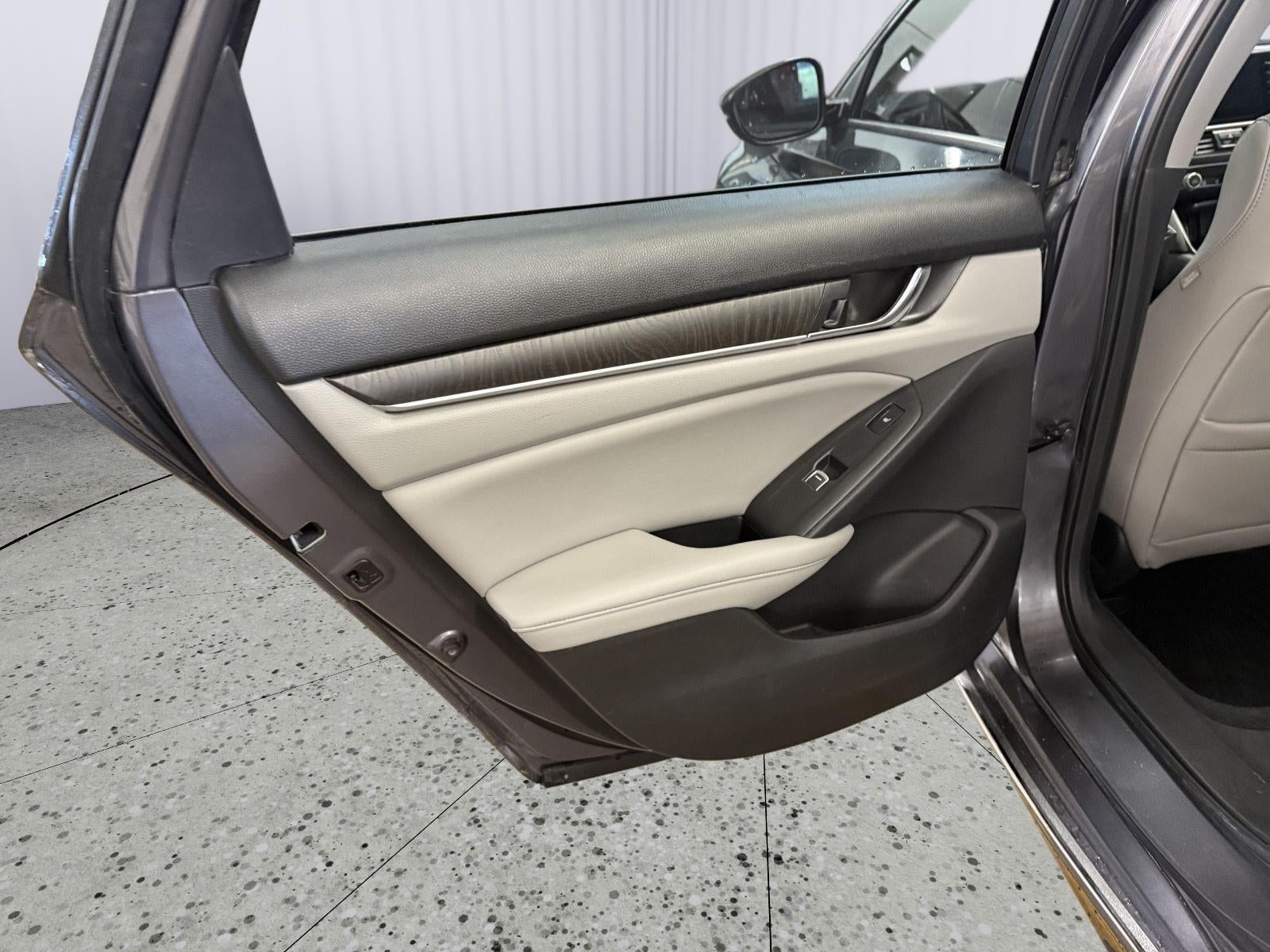 2020 Honda Accord Hybrid Touring