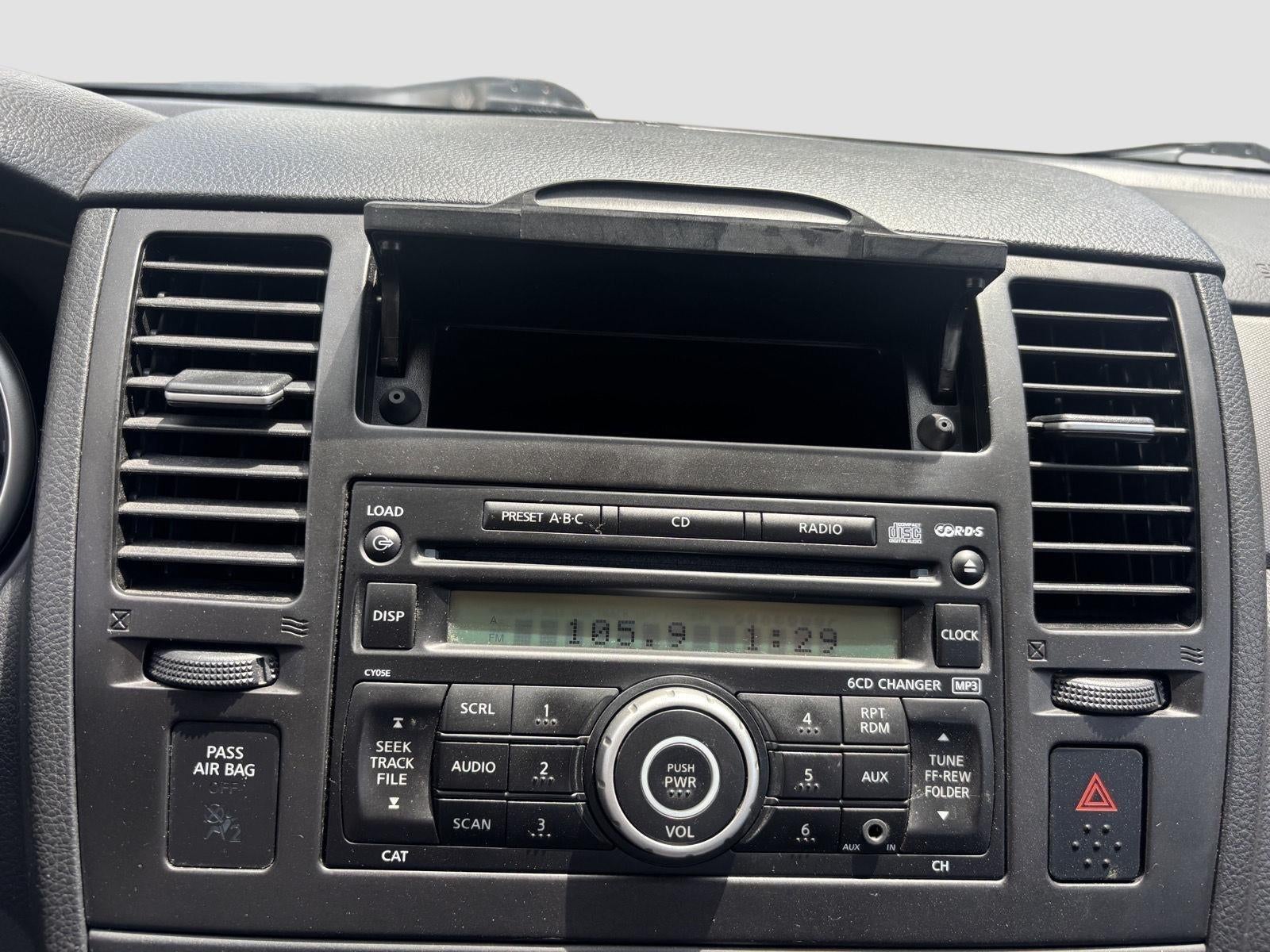 2009 Nissan Versa 1.8 SL